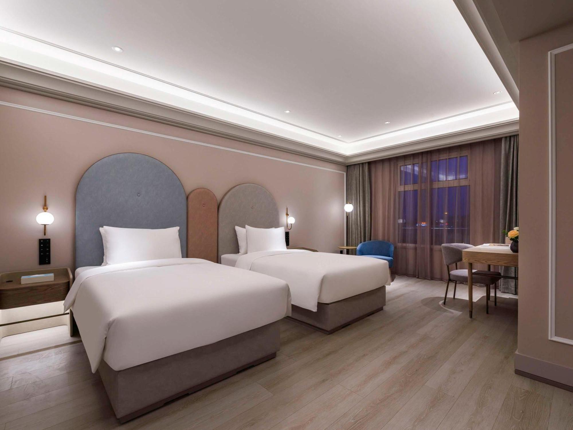 Mercure Shanghai Jinqiao Экстерьер фото